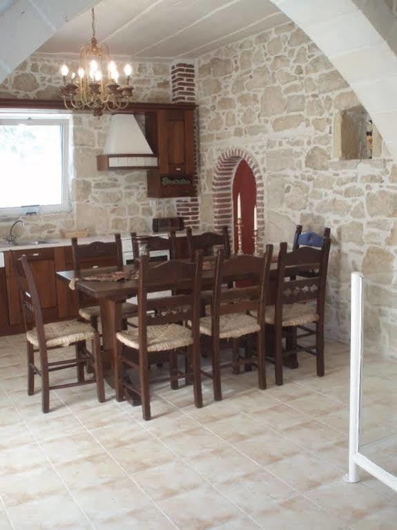 Villa Oasis Kamilárion Extérieur photo
